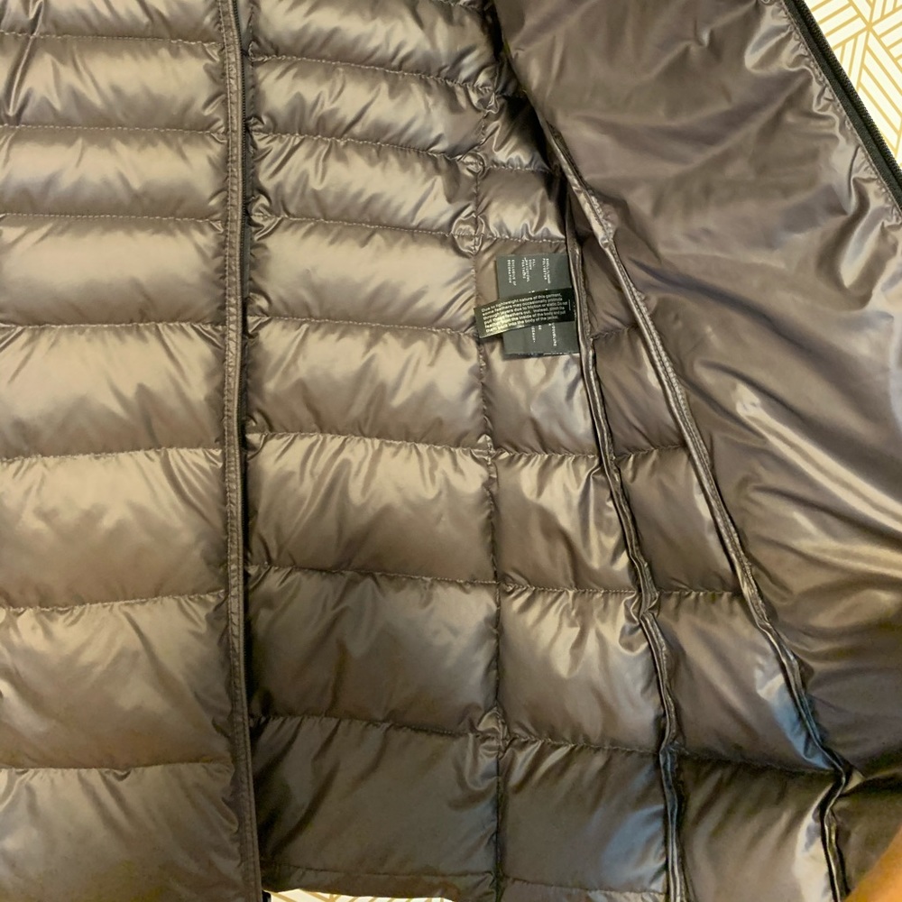 Andrew Marc down coat - Picture 5 of 12